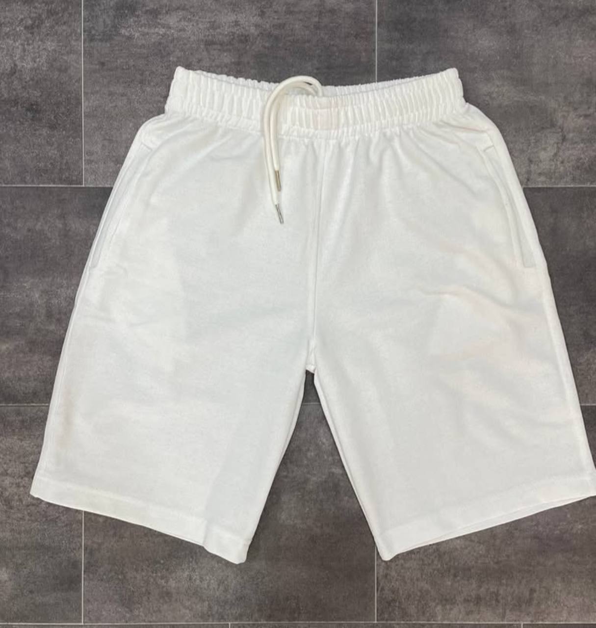 short ✨✨✨