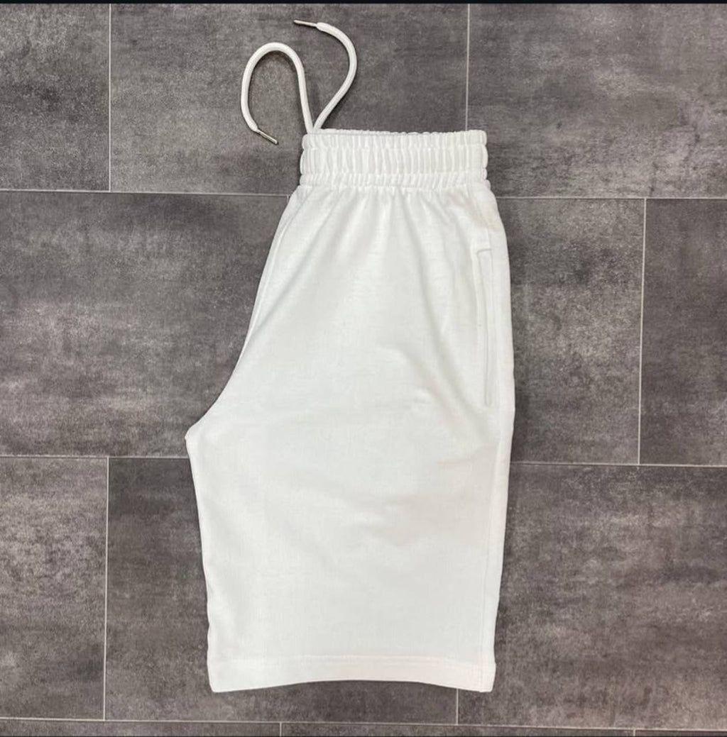 short ✨✨✨