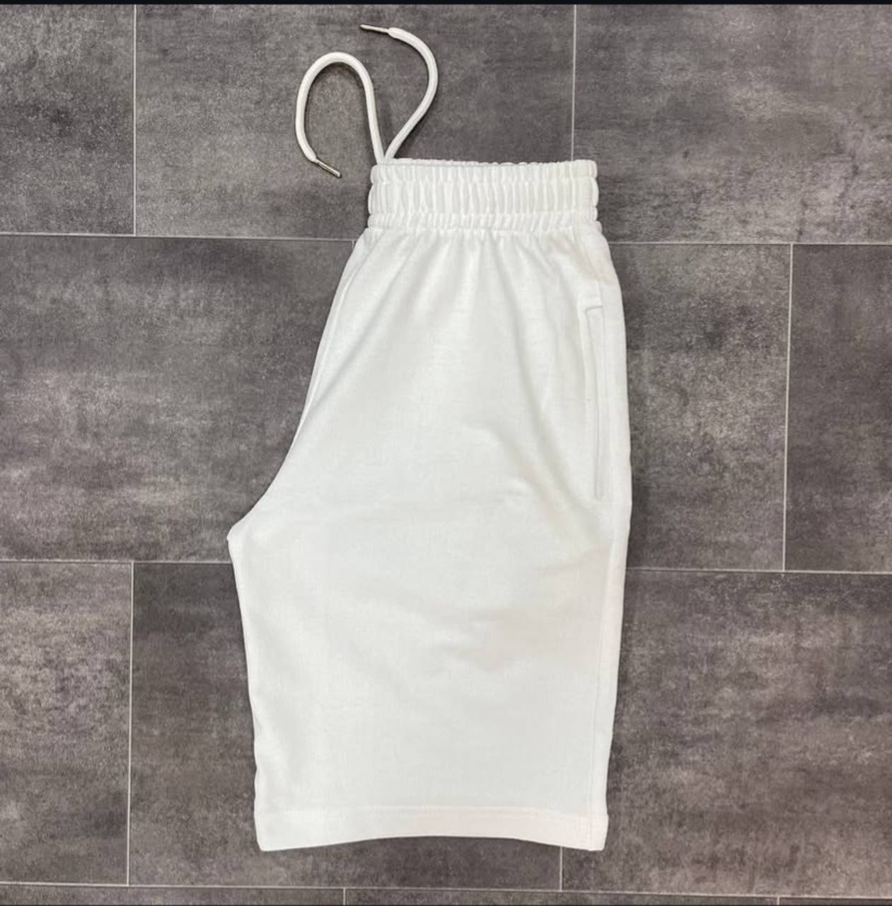 short ✨✨✨
