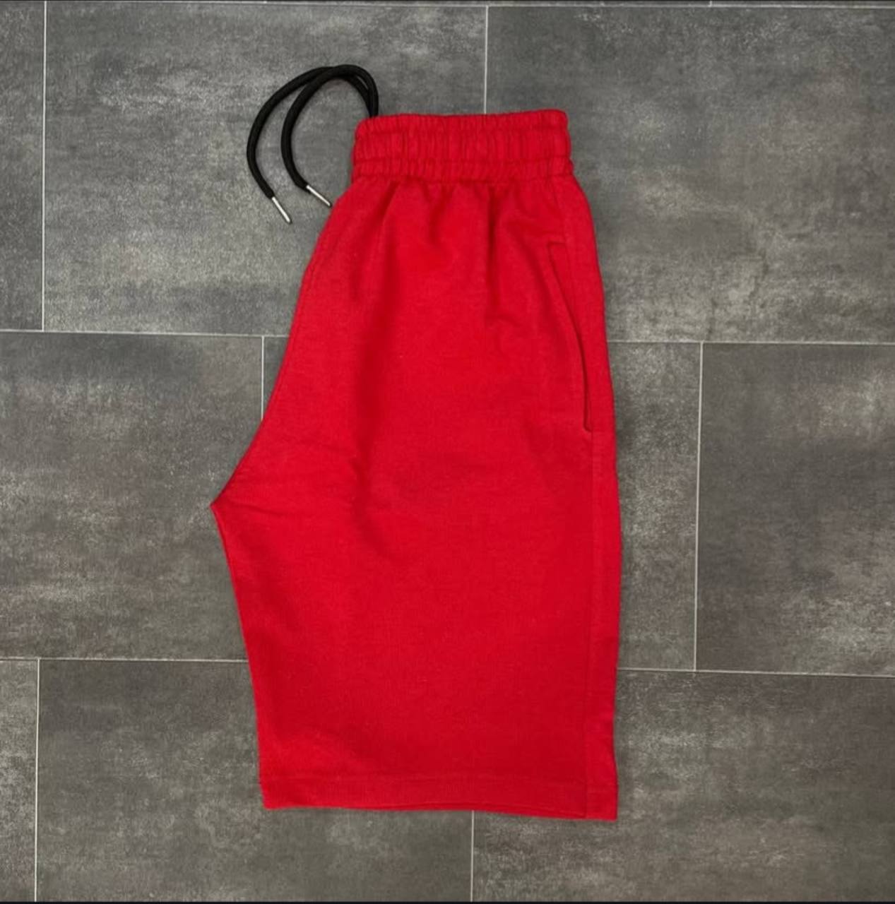 short ✨✨✨